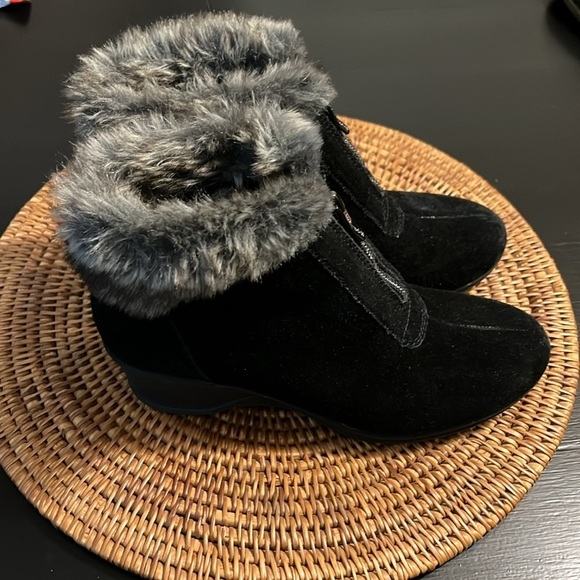 Easy Spirit Fairlae Womens Boots - Picture 3 of 5